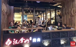 餐飲連鎖發(fā)光字招牌統(tǒng)一性都具備什么特點(diǎn) 