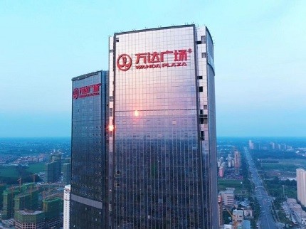 廣州發(fā)光字制作工廠成功案例丨萬達(dá)廣場發(fā)光字工程