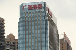 專業(yè)制作大型樓頂發(fā)光字工程公司