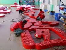 樓頂發(fā)光字燈珠怎么選？樓頂發(fā)光字燈珠怎么安裝？